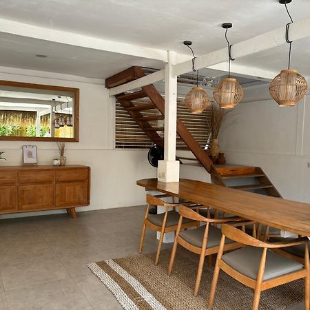 Villa Tiga 길리 아이르 외부 사진